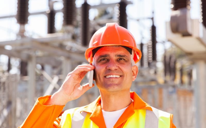 Industrial Electrical Contractors Versus Standard Electricians – What’s the Variance?